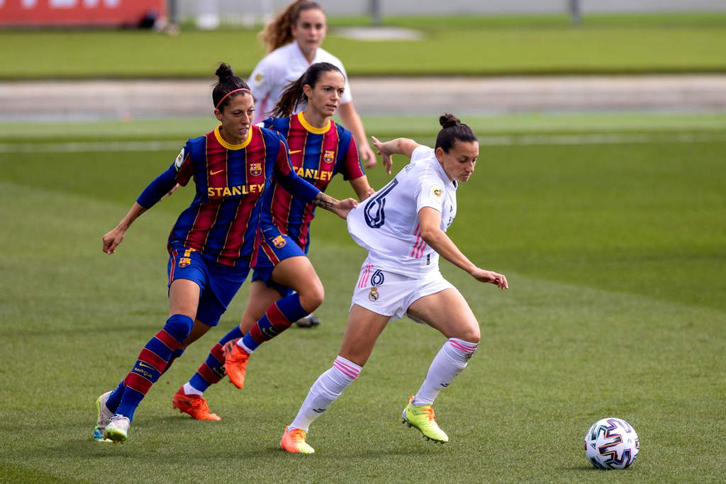 barcelona women vs real madrid womens team